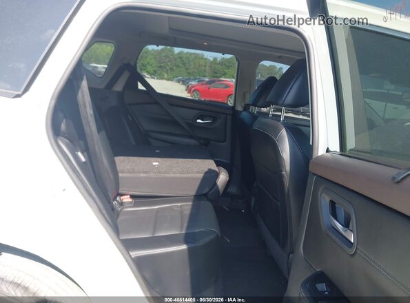 5N1BT3BA6PC748313 2023 NISSAN ROGUE White VIN კოდის სტიკერის ხედი