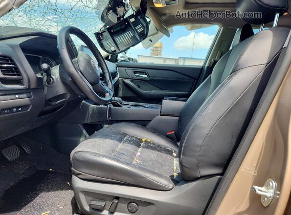 5N1BT3BA6SC675629 2025 NISSAN ROGUE Brown Vista interior delantera