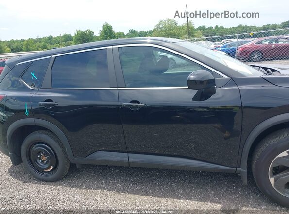 5N1BT3BA6TC678631 2026 NISSAN ROGUE Черный Вид задней части салона