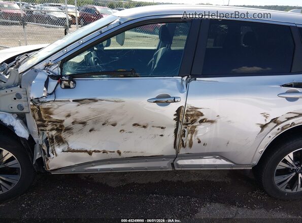 5N1BT3BA8PC791633 2023 NISSAN ROGUE Silver სალონის 360-გრადუსიანი ხედი
