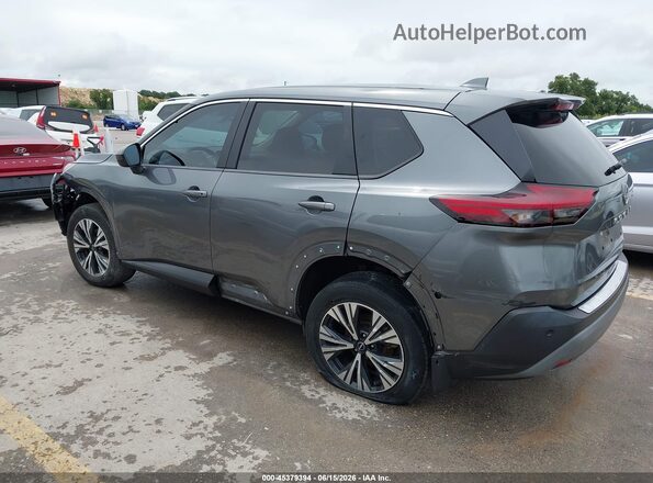 5N1BT3BA8PC864760 2023 NISSAN ROGUE Серый Задняя левая четверть