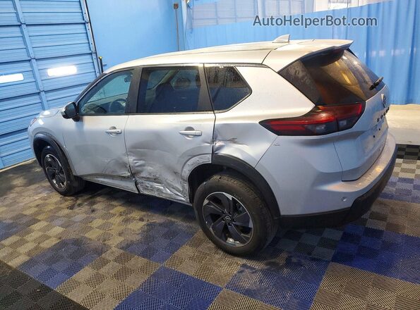 5N1BT3BA8SC807967 2025 NISSAN ROGUE Silver 