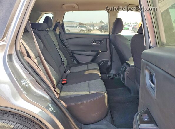 5N1BT3BA9RC674498 2024 NISSAN ROGUE Gray Rear interior view