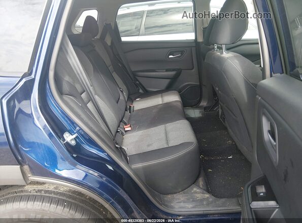 5N1BT3BA9RC697036 2024 NISSAN ROGUE Blue Widok naklejki z numerem VIN