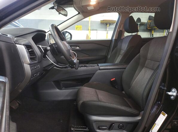 5N1BT3BA9SC814362 2025 NISSAN ROGUE Черный Вид салона спереди