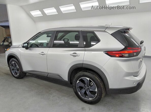 5N1BT3BA9SC819156 2025 NISSAN ROGUE Silver Задня ліва чверть