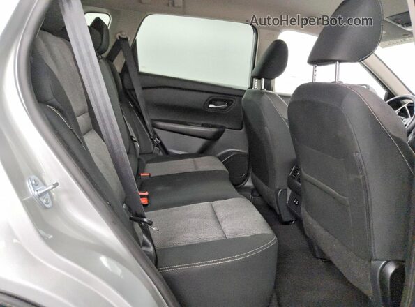 5N1BT3BA9SC819156 2025 NISSAN ROGUE Silver Вид задньої частини салону