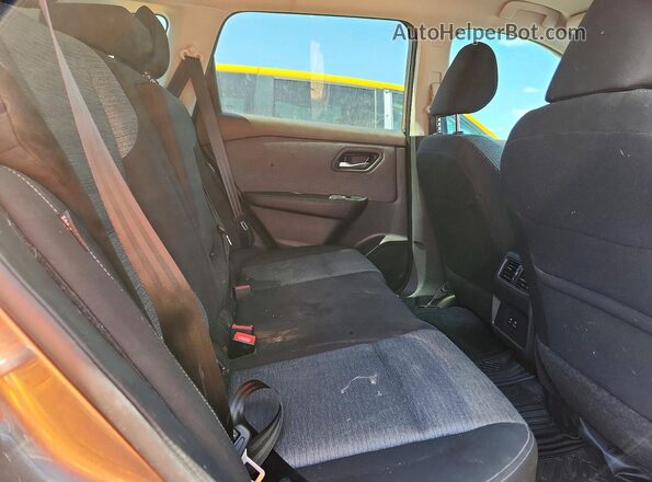 5N1BT3BAXPC913358 2023 NISSAN ROGUE Gray Սալոնի հետևի տեսք