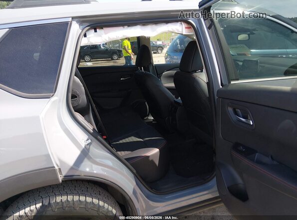 5N1BT3BB0SC770826 2025 NISSAN ROGUE Gray Вид наклейки з VIN-кодом