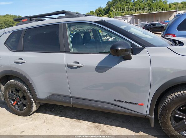5N1BT3BB0SC770826 2025 NISSAN ROGUE Gray Вид задньої частини салону