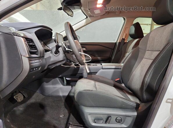 5N1BT3BB0SC820253 2025 NISSAN ROGUE White წინა სალონის ხედი