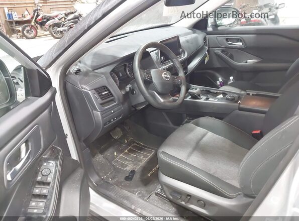 5N1BT3BB3SC762381 2025 NISSAN ROGUE Silver Vista de la etiqueta del VIN