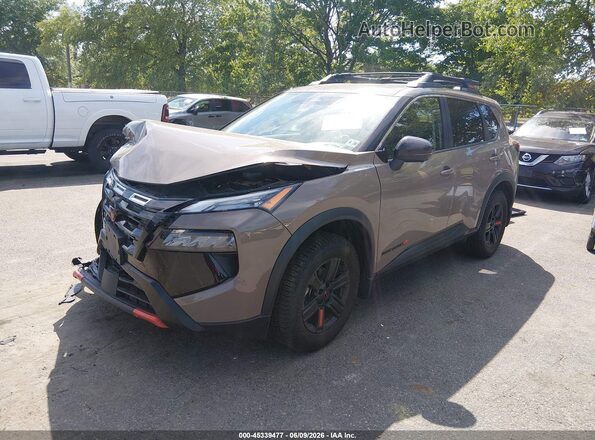 5N1BT3BB3SC798880 2025 NISSAN ROGUE Бежевый Передняя левая четверть