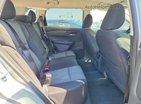 5N1BT3BB3SC829951 2025 NISSAN ROGUE Silver Vista interior trasera