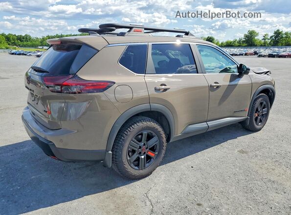 5N1BT3BB3TC708063 2026 NISSAN ROGUE Tan Հետևի աջ