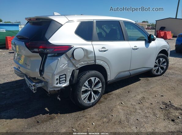 5N1BT3BB7PC851085 2023 NISSAN ROGUE Серебряный Задняя правая четверть