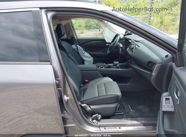 5N1BT3BB7TC773580 2026 NISSAN ROGUE Gray Սալոնի դիմացի տեսք