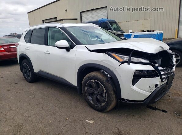 5N1BT3BB8TC718622 2026 NISSAN ROGUE White 