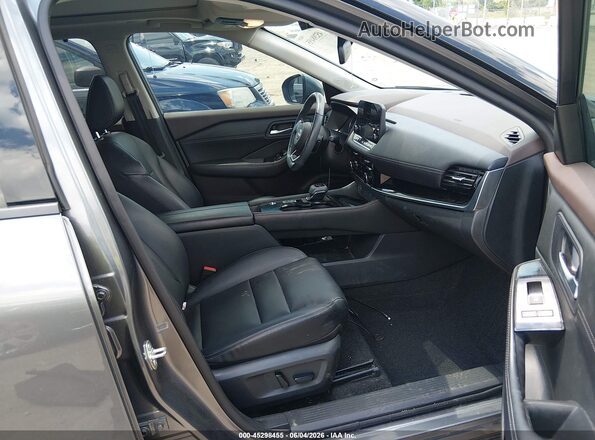 5N1BT3CA2PC933862 2023 NISSAN ROGUE Black Front interior view