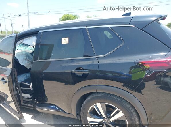 5N1BT3CA5PC692251 2023 NISSAN ROGUE Черный Вид задней части салона