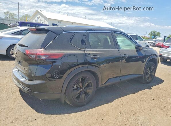 5N1BT3CB3RC741619 2024 NISSAN ROGUE Black Հետևի աջ