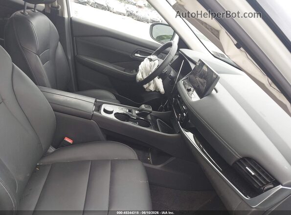 5N1BT3CBXSC820209 2025 NISSAN ROGUE White Vista interior delantera