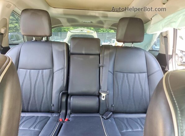5N1DL0MM3KC502424 2019 INFINITI QX60 Black Rear seats view