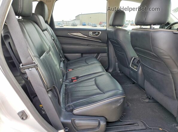 5N1DL0MN6HC524662 2017 INFINITI QX60 Silver Widok tylnych siedzeń