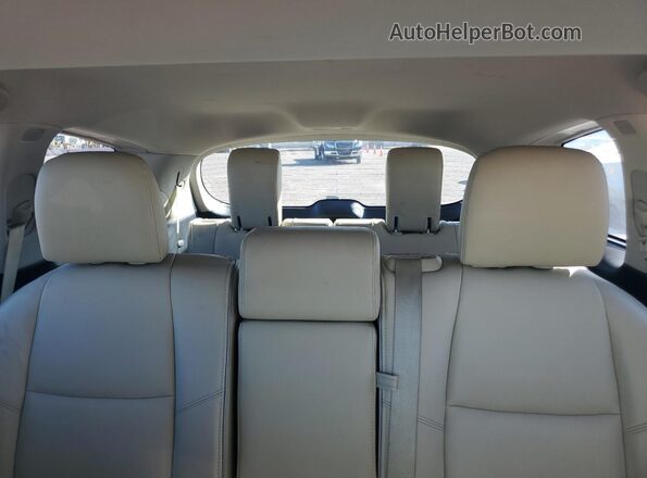 5N1DL0MN7KC509482 2019 INFINITI QX60 Red Vista de los asientos traseros