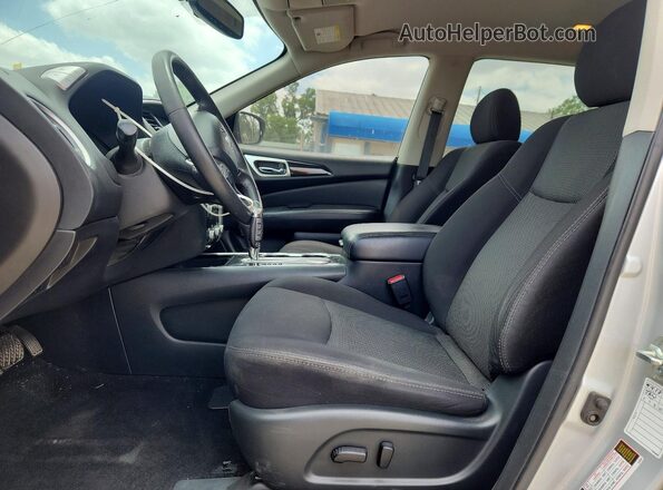 5N1DR2BNXLC603855 2020 NISSAN PATHFINDER Silver Вид салону спереду