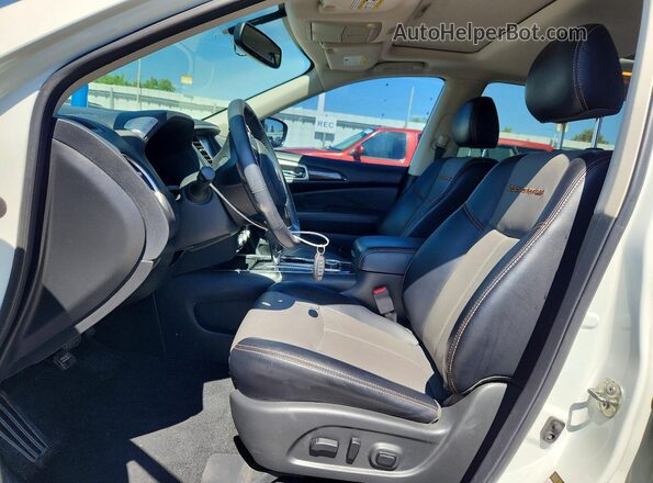 5N1DR2CM8LC622863 2020 NISSAN PATHFINDER White Widok wnętrza z przodu