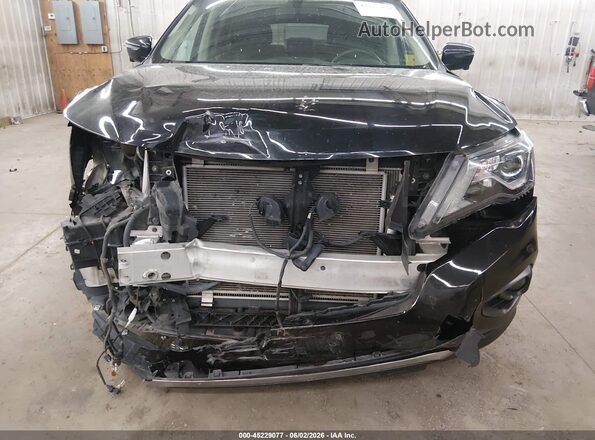 5N1DR2MM0HC620112 2017 NISSAN PATHFINDER Black Դիմացի տեսք
