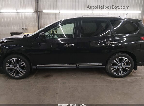 5N1DR2MM0HC620112 2017 NISSAN PATHFINDER Black 