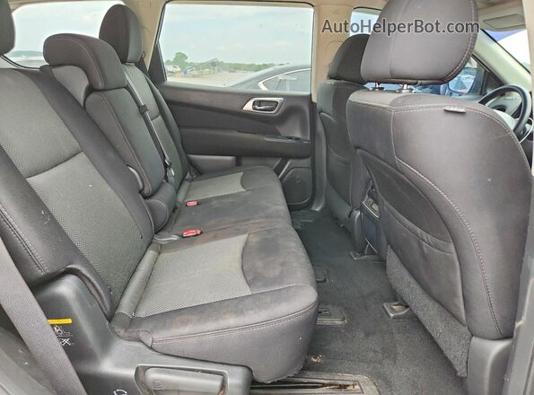 5N1DR2MM0HC634222 2017 NISSAN PATHFINDER White Widok wnętrza z tyłu