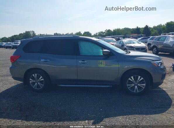 5N1DR2MM1JC613045 2018 NISSAN PATHFINDER Gray 360 interior view