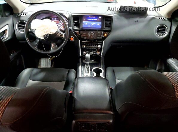 5N1DR2MM1JC655554 2018 NISSAN PATHFINDER Зеленый Вид панели приборов