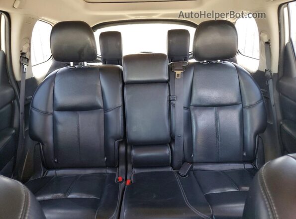 5N1DR2MM2HC643083 2017 NISSAN PATHFINDER White Rear seats view