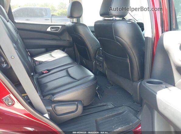 5N1DR2MM2HC685642 2017 NISSAN PATHFINDER Burgundy Widok naklejki z numerem VIN