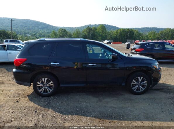 5N1DR2MM2HC688475 2017 NISSAN PATHFINDER Black Вид задньої частини салону