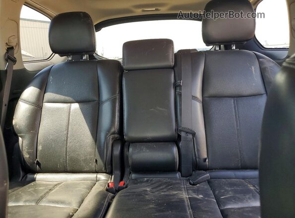 5N1DR2MM3HC647546 2017 NISSAN PATHFINDER Gray Vista de los asientos traseros