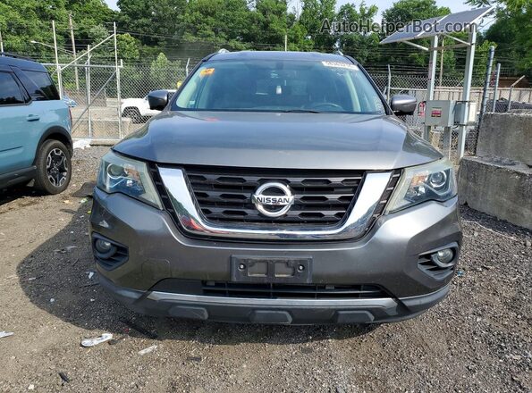 5N1DR2MM3HC688890 2017 NISSAN PATHFINDER Gray Front view