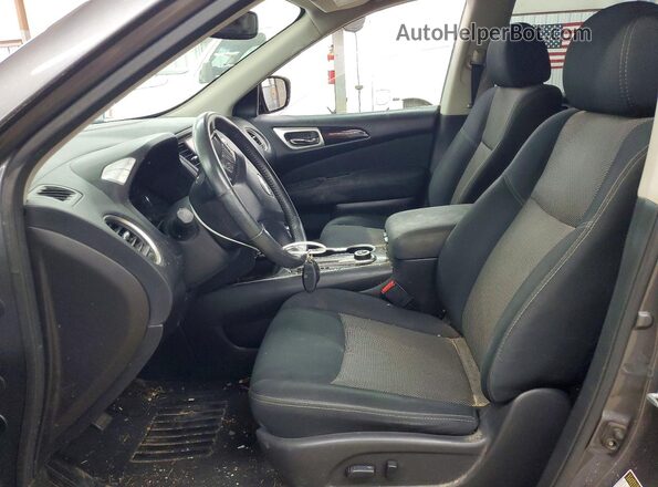 5N1DR2MM4HC611591 2017 NISSAN PATHFINDER Серый Вид салона спереди