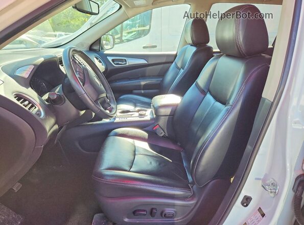 5N1DR2MM5JC621701 2018 NISSAN PATHFINDER White 