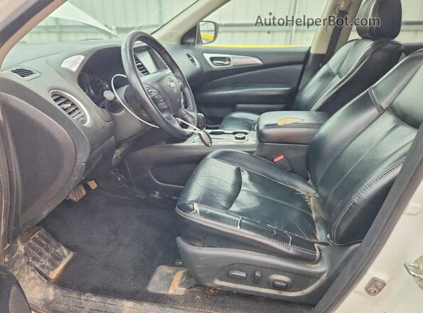 5N1DR2MM5JC649546 2018 NISSAN PATHFINDER White 