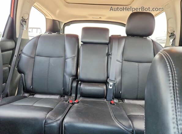 5N1DR2MM5JC673877 2018 NISSAN PATHFINDER Red Vista de los asientos traseros