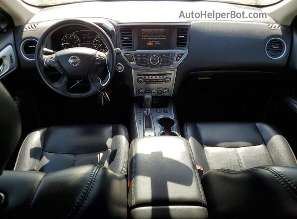 5N1DR2MM5KC615558 2019 NISSAN PATHFINDER Silver 