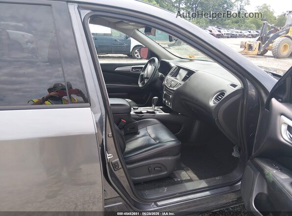 5N1DR2MM6JC603840 2018 NISSAN PATHFINDER Gray Widok wnętrza z przodu