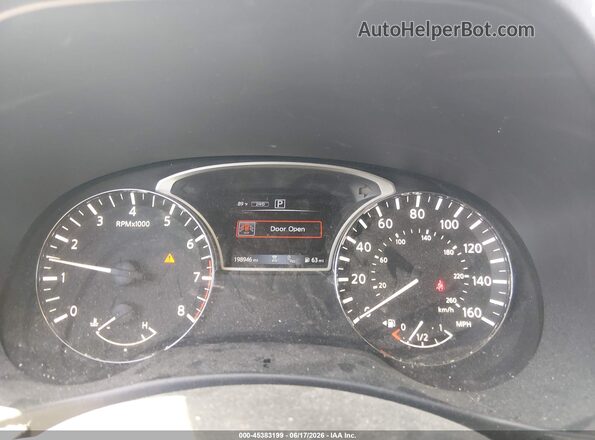 5N1DR2MM6JC643285 2018 NISSAN PATHFINDER Gray უკანა სავარძლების ხედი