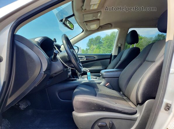 5N1DR2MM6KC602740 2019 NISSAN PATHFINDER Silver 