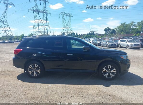 5N1DR2MM7HC688746 2017 NISSAN PATHFINDER Black Widok wnętrza z tyłu
